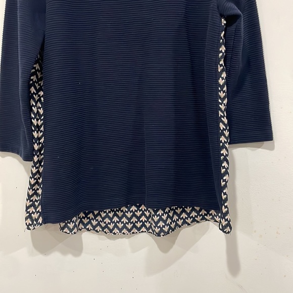 Navy Pattern Loft Top - Picture 5 of 5